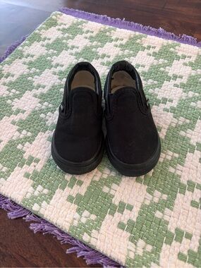 Vans Kids Black Slip-On shoes
